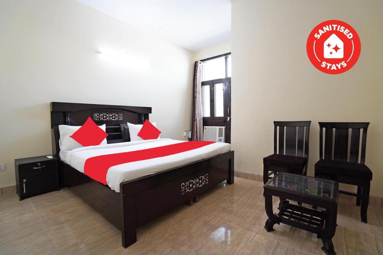 Oyo 46744 Hotel Yash New Delhi Exterior photo